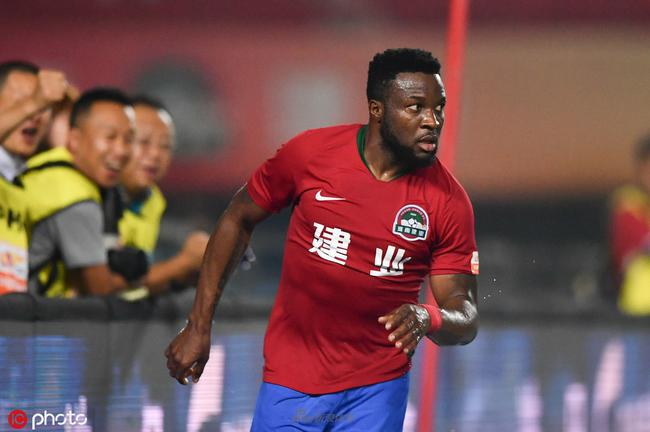 葡萄牙总统为C罗发声：天才都有自己的性格，我们欠他太多